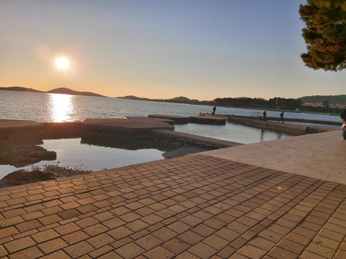 Apartman Arija-Pino Vodice Exterior photo